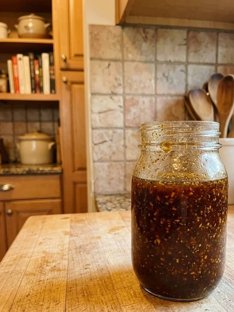 close up of balsamic vinaigrette