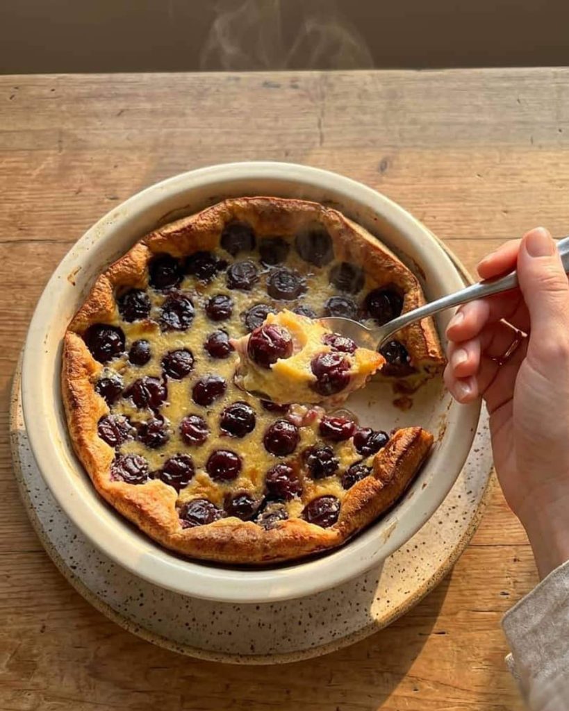 serving clafoutis