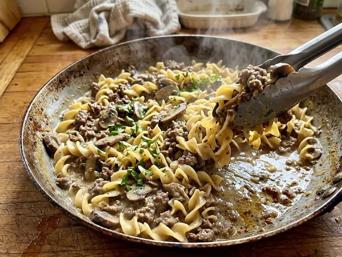 ground beef stroganoff — Ground Beef Stroganoff with Egg Noodles