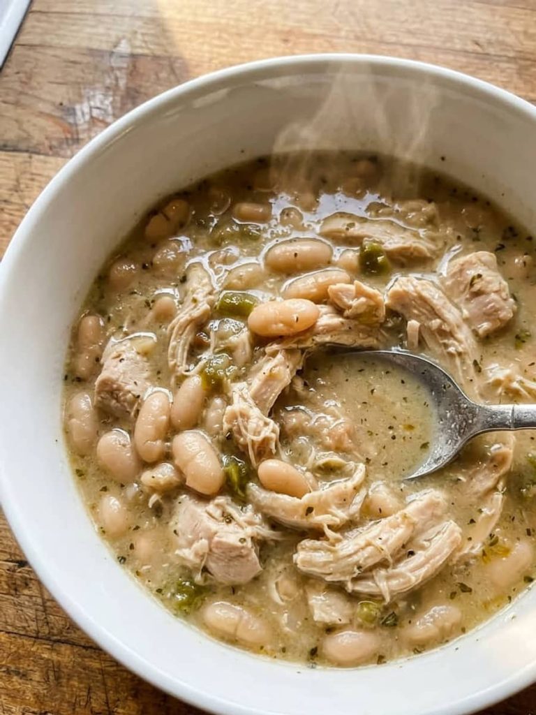 close up of white chicken chili
